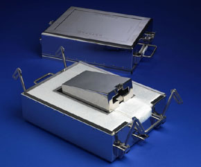 Thermal barrier for temperature profiling of industrial enameling furnaces