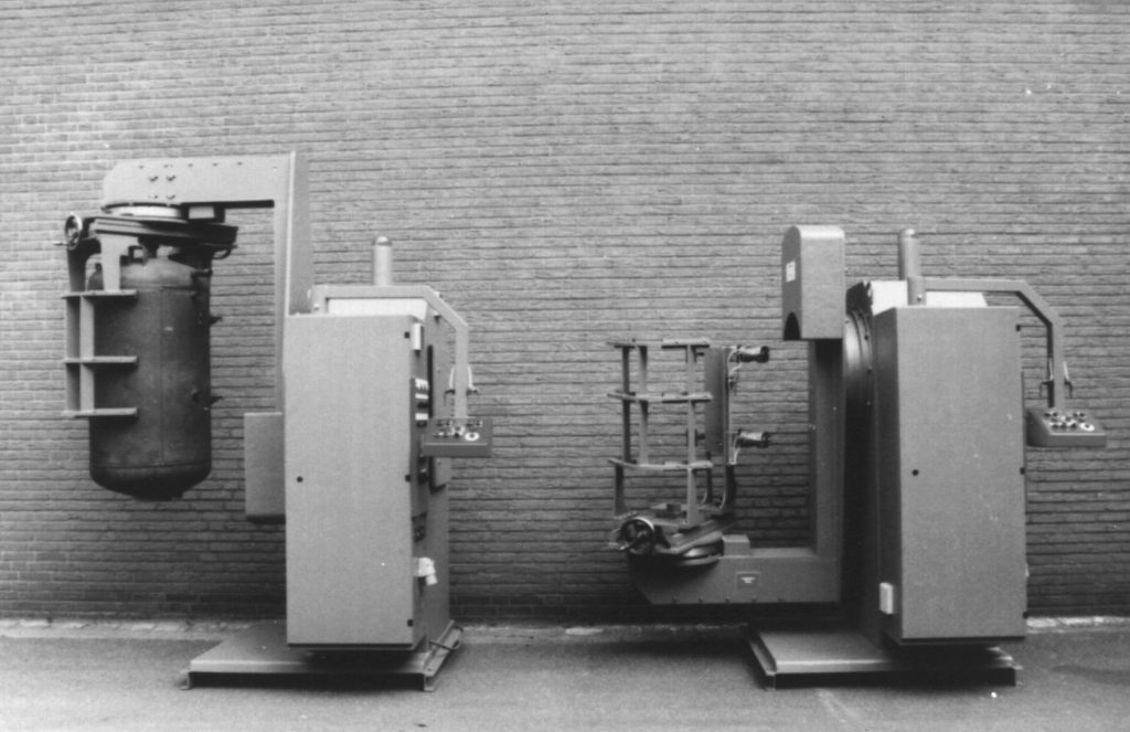 Offline wet enameling machine for boilers