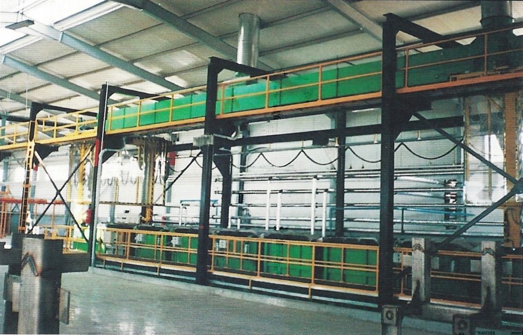 Automatic pickling at enameling plant for cooker parts